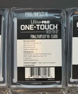 Ultra PRO One-Touch Edge Magnetic Card Holder - FINAL FANTASY VII - Cloud Strife - Image 3
