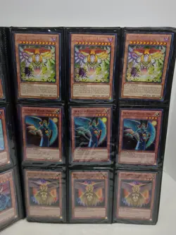 Yu-Gi-Uh! 300+ Card Lot with Binder Pre-owned - Image 1