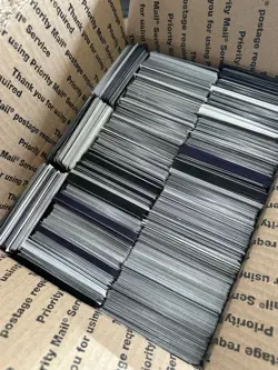 Around 3000 Magic The Gathering Cards Vtg Various Years Holo Sleeves Lot 1 - Image 3