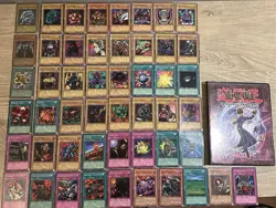 YuGiOh Complete Starter Deck + Binder: Kaiba SDK-001 - SDK-050 | Unlimited | LP - Image 1