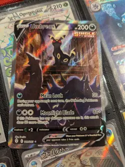 Umbreon V 189/203 Evolving Skies Ultra Rare Full Alt Art Holo Pokemon Card NM - Image 1