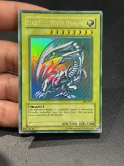 MAX FADED BLEED Blue-Eyes White Dragon SDK-001 Starter Deck-Unlimited Edition - Image 1