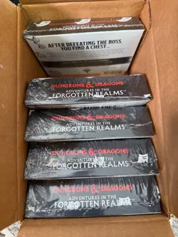 MTG - D&D Adventures in the Forgotten Realms Collector Box - Image 2
