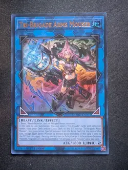 Yugioh! 1x Tri-Brigade Arms Mouser DOOD-EN051 Ultra Rare 1st Ed NM - Image 1