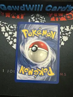 Pidgeot Jungle 8/64 1st Edition Holo Rare Card Pokemon TCG Light Play - Image 2