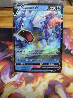 Pokemon Gyarados v TCG Evolving Skies Holo Ultra Rare Card 028/203 - Image 1