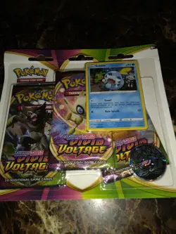POKEMON VIVID VOLTAGE 3 Booster Pack Blisters SEALED IN HAND - Image 3