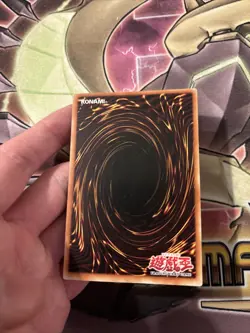 Dark Magician (Asian English) - LOB-005 - Ultra Rare Unlimited VLP - Image 4