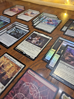 MTG Spiderman Lot Of 28 Cards | Peter Parker Mythic, Rares/Unc/Commons + 3 Foils - Image 1