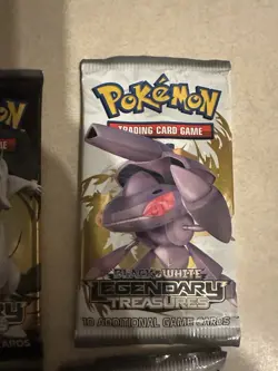 4x pokemon black and white legendary treasures pack Arts Opened - Image 3