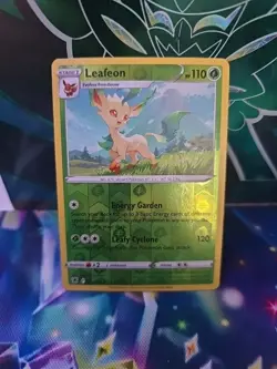 Pokemon TCG Leafeon Sword & Shield-Astral Radiance 013/189 Regular Rare - Image 1