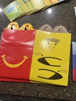 Pokemon 25th Anniversary 2021 McDonald’s Non Holo Promo Card and Toys 24/25 Set - Image 5