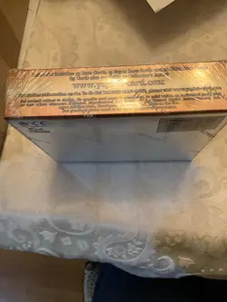 komani Yu-Gi-Oh! Amazing defender booster box unopened 24 packs factory sealed - Image 4