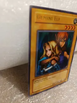 Yu-Gi-Oh! TCG Gemini Elf IOC-SE1 Ultra Rare Holo Limited Edition Brand New!! - Image 4