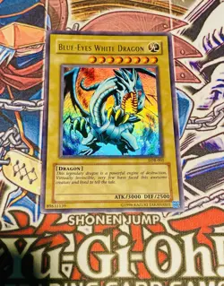 Yu-Gi-Oh! 2002 OG Blue-Eyes White Dragon Ultra Rare LOB-001 1st Reprint LP - Image 2