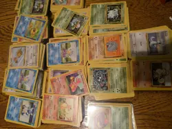 pokemon card collection vintage Around 1k All Vintage Base To Team Rocket C/Un - Image 1