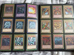 Yugioh Binder - 360 Cards Included - Secret/Ultimate/Limited/Rare - Image 1
