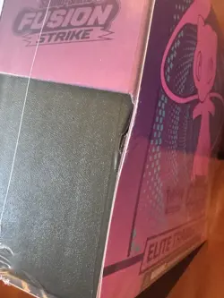 Pokemon TCG: Sword & Shield Fusion Strike ETB Elite Trainer Box Sealed - Image 4