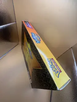 Pokemon TCG Shining Fates Shiny Boltund V Collection Box - Image 4
