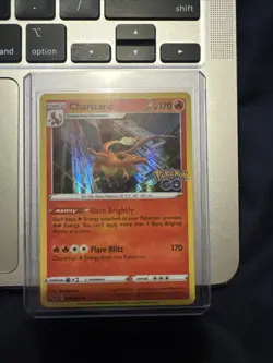 Charizard 010/078 Holographic Rare Pokemon GO Set Pokemon TCG NM/M - Image 1