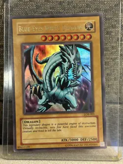 Yugioh Blue Eyes White Dragon LOB-001 Ultra Rare VLP Original - Image 1