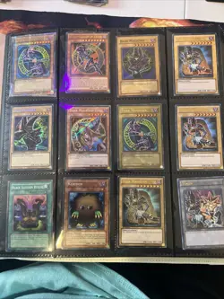 yugioh collection lot binder + 1000 Cards + 25th Sealed Read Description! - Image 1
