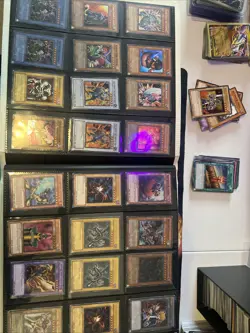 yugioh collection lot binder + 1000 Cards + 25th Sealed Read Description! - Image 3