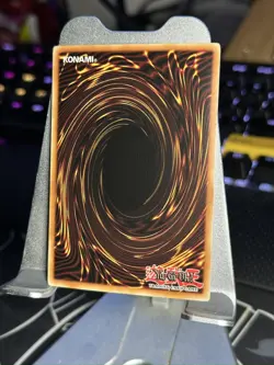 YuGiOh Destiny Hero Disk Commander Secret Rare LCGX-EN133 1st Edition NM - Image 2