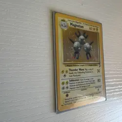 Magneton 9/130 Base Set 2 Unlimited Holo Rare Pokemon TCG Card - Image 2