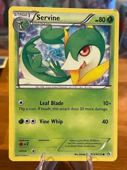 2013 Pokemon Black And White Legendary Treasures Servine RC2/RC25 Starfoil MP - Image 1