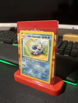 Pokemon Light Vaporeon 52/105 - 1st Edition - Neo Destiny - Ungraded - Image 1