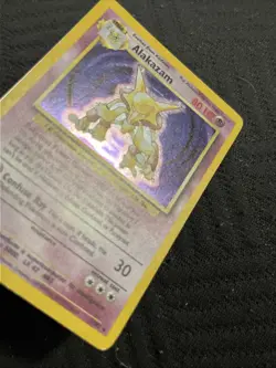 Pokemon Alakazam TCG 1/102 Base Set Holo Rare Vintage - Image 2