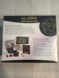 Pokemon TCG: Sword & Shield Lost Origin Elite Trainer Box (8 Packs per Box, 820650850714 - Image 2