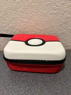 Pokemon Trading Card Game Deck Box Pokeball Deck Box Pre-Owned Good Condition - Image 4