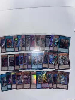 YuGiOh holo card lot- various rarities and from various sets- Near Mint - Image 1