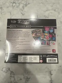 Pokemon Sword & Shield Evolving Skies Elite Trainer Box Sealed & Free Shipping - Image 2