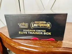 Pokemon Lost Origin Pokemon Center Elite Trainer Box - Image 4