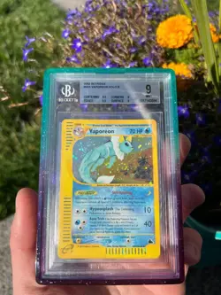2003 Pokemon Skyridge #H31 Vaporeon-Holo BGS 9 SWIRL 🌀🌀🌀 - Image 1