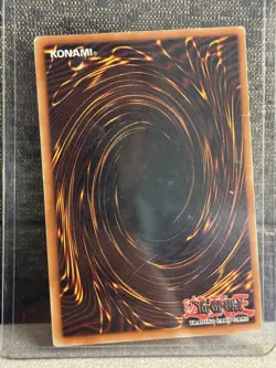 Yugioh Blue-Eyes White Dragon SDK-001 Ultra Rare Unlimited - Image 2