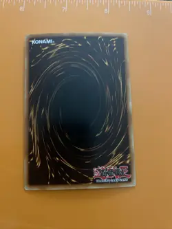 YUGIOH! Dark Magician 25th Quarter Century Secret Rare LIMITED ED LC01-EN005 - Image 2