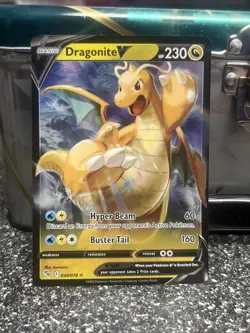 Pokemon TCG Dragonite v Full Art Holo Ultra Rare Card 049/078 Mint Condition - Image 1