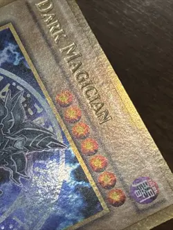 Yu-Gi-Oh! TCG Dark Magician (Gold Secret Rare) MVP1-ENGV3 Limited Edition LP - Image 3