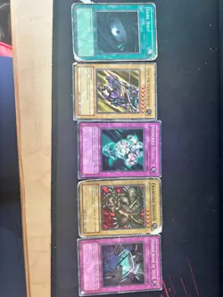 Yugioh 1500 + COLLECTION Cards Lot HOLOGRAPHIC Vintage RARES - Mixed Set - Image 5