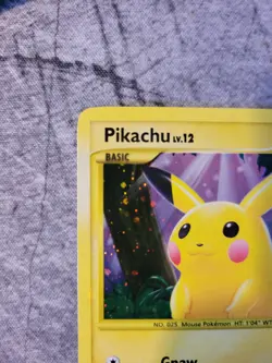 2009 POKEMON PIKACHU 112/111 RISING RIVALS SECRET RARE - Image 2