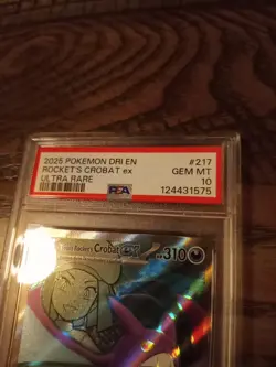 2025 POKEMON DRI EN-DESTINED RIVALS ULTRA RARE TEAM ROCKET'S CROBAT EX PSA 10 - Image 3
