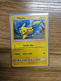 Pokemon Pikachu SM81 Holo Black Star Promo TCG 2017 ENG Card Sun Moon Foil - Image 1