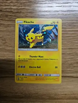 Pokemon Pikachu SM81 Holo Black Star Promo TCG 2017 ENG Card Sun Moon Foil - Image 2