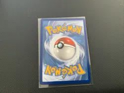 Lumineon v Crown Zenith: Galarian Gallery Ultra Rare Card #GG39/GG70 - Image 3