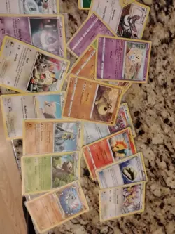 119 Card+Chip Pokemon Lot 2021-2023 Holo & Base Cards *NO RESERVE,Start @ 99¢* - Image 4