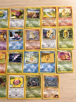 Pokemon Vintage Bulk WOTC 30 Card lot LP-NM Base Set Jungle Fossil Neo - Image 3